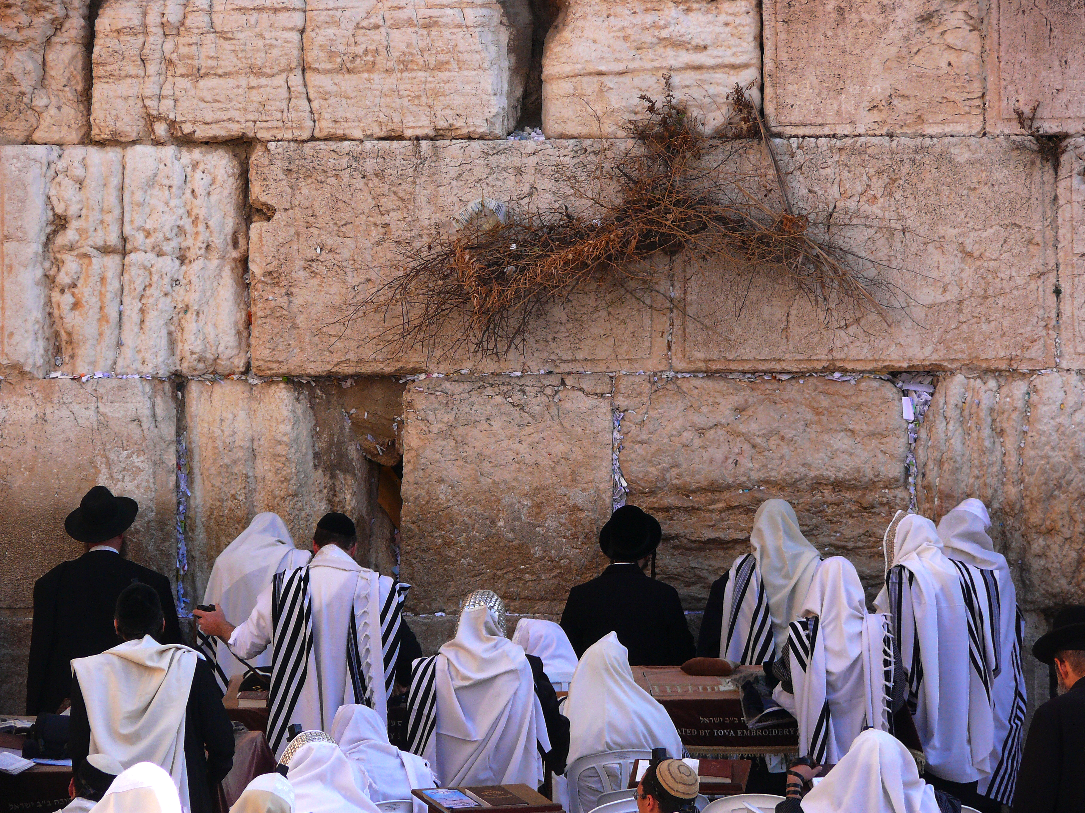 People praying at the Western Wall in Jerusalem